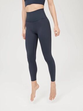Offline by aerie High-Rise Dark 7/8 Leggings